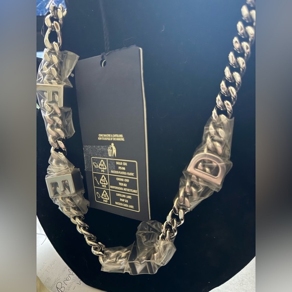 Fendi NWT size 65 belt (or necklace) in silver metal tone with letters $1150msrp main image 4